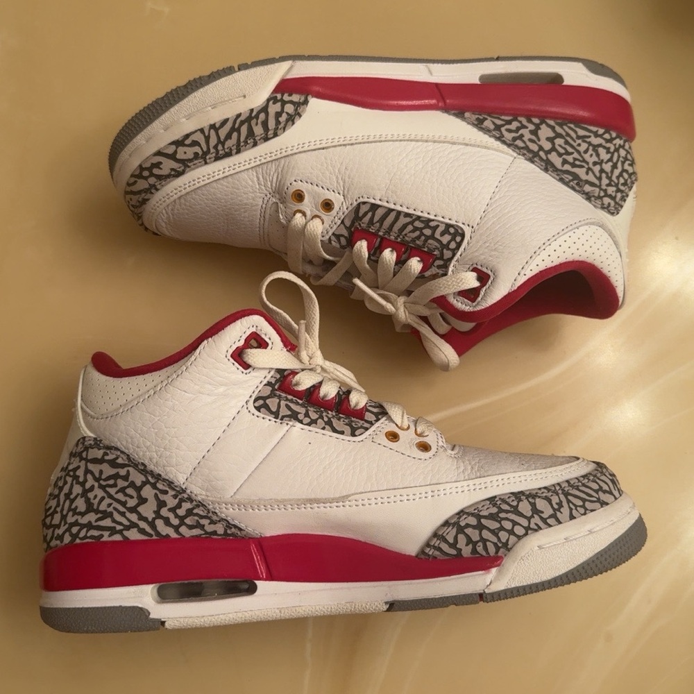Jordan 3s Cardinal Red